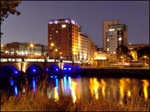 Centrum Glasgow na Clyde River..