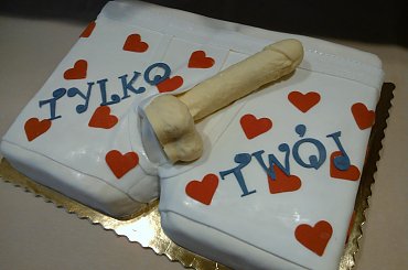 Torcik na wieczór panieński #TortyOkazjonalne #WieczórPanieński #torty #tort #siusiak #spodenki #boksreki