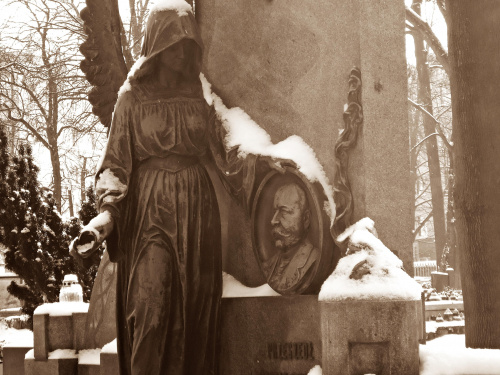 Cmentarz przy ulicy Lipowej.