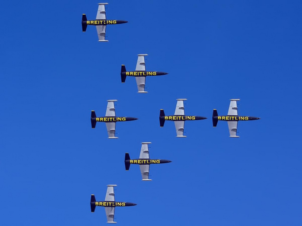 Aero L-39 C Albatros
Breitling Apache Jet Team