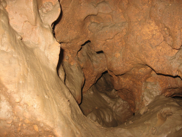 Jaskinia krasowa koło Krakowa, rzeźba wnętrza #jaskinia #kras