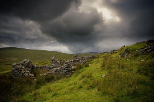 Deserted Village, Achill Island #Clifden #Connemara #Galway #Irlandia #DesertedVillage #AchillIsland
