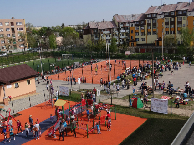 Szkolno-rodzinny piknik zorganizowany w ramach obchodów Dni Patrona - 26.04.2014 #Sp4Piknik