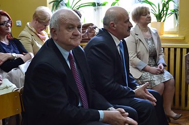 Szczęśliwej drogi już czas.... czyli pożegnanie klasy trzeciej- fot. Klaudia Grabowska #Sobieszyn #Brzozowa