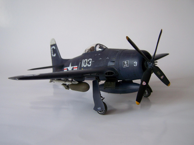 F8F-2 Bearcat