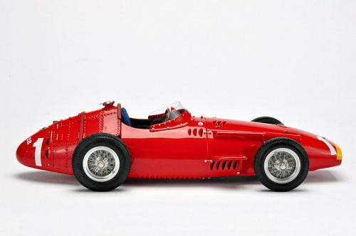 Maserati 250F #1 J.M. Fangio 1957 F1 Champion - 1:18 CMC