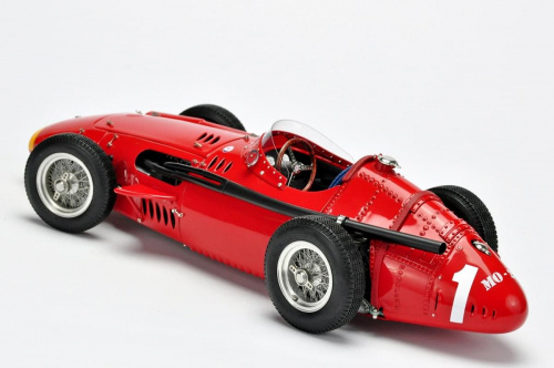 Maserati 250F #1 J.M. Fangio 1957 F1 Champion - 1:18 CMC