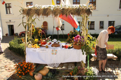 Dożynki diecezjalne i gminne w Strzelnie 2013