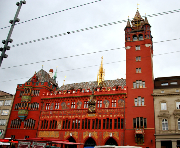 ratusz w Bazylei w Szwajcarii #architektura