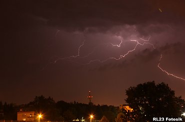 Pioruny #pioruny #błyskawice #WyładowaniaAtmosferyczne #burza