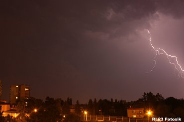 Pioruny #pioruny #błyskawice #WyładowaniaAtmosferyczne #burza