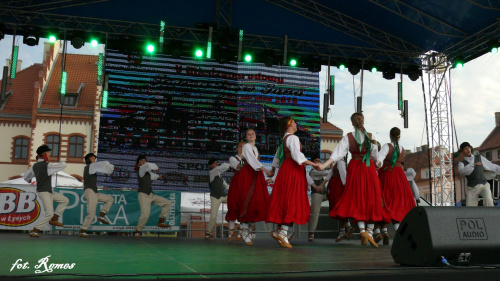V Międzynarodowy Jarmark św. Jana - 2015- gościł zespoły folklorystyczne z Indii, Łotwy i Słowacji. Lokalni artyści to, Piska Orkiestra Dęta, Zespół Pieśni i Tańca Ziemia Piska, Zespół MY PISZANIE #Pisz