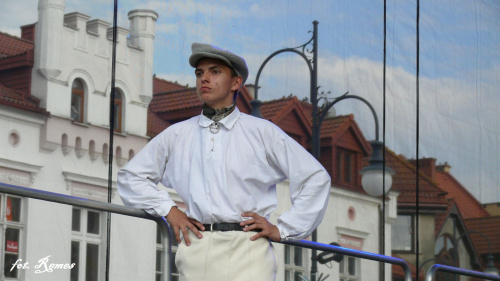 V Międzynarodowy Jarmark św. Jana - 2015- gościł zespoły folklorystyczne z Indii, Łotwy i Słowacji. Lokalni artyści to, Piska Orkiestra Dęta, Zespół Pieśni i Tańca Ziemia Piska, Zespół MY PISZANIE #Pisz