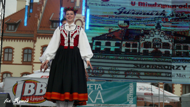 V Międzynarodowy Jarmark św. Jana - 2015- gościł zespoły folklorystyczne z Indii, Łotwy i Słowacji. Lokalni artyści to, Piska Orkiestra Dęta, Zespół Pieśni i Tańca Ziemia Piska, Zespół MY PISZANIE #Pisz
