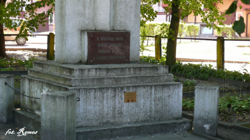 Pisz - Cmentarz wojenny Żołnierzy Radzieckich, którzy polegli podczas II wojny światowej.